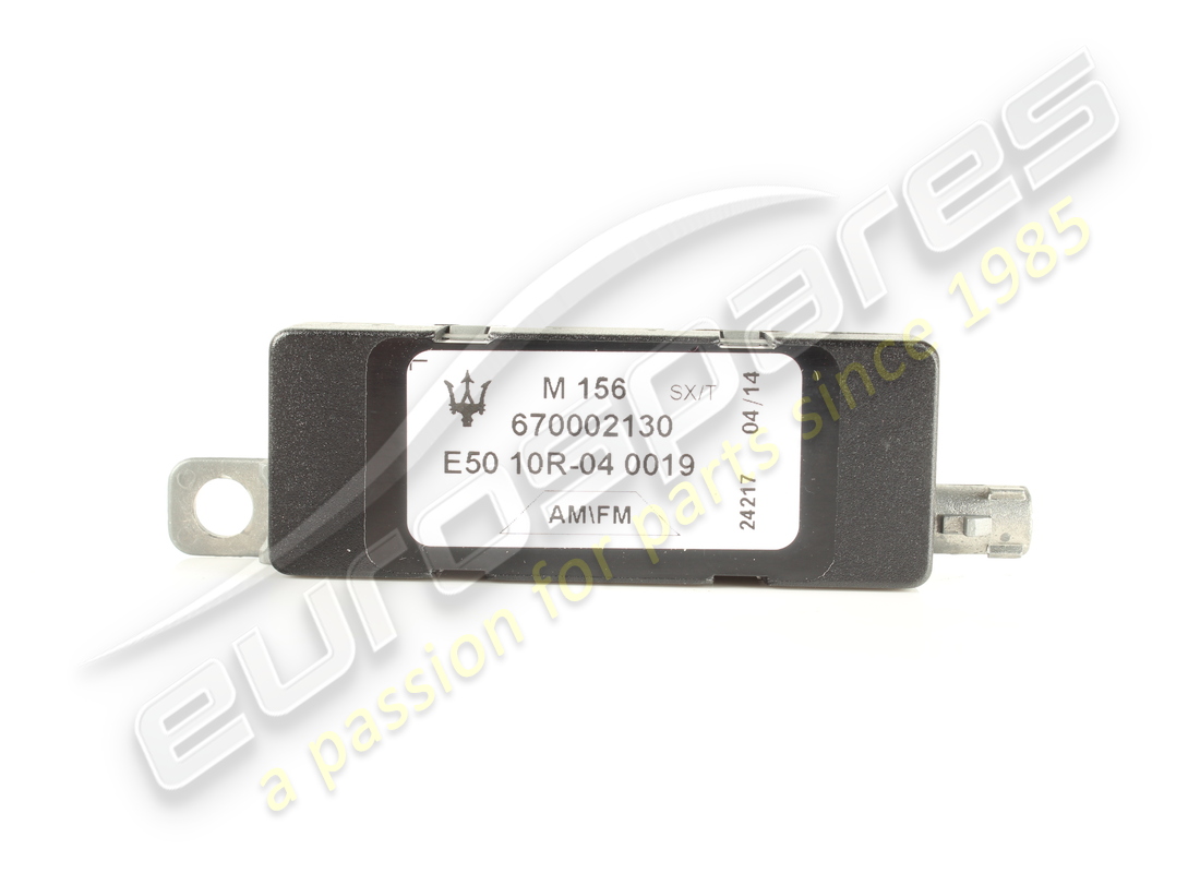 AMPLIFICADOR DE ANTENA USADO Maserati AM/FM1. NÚMERO DE PIEZA 670002130 (1)