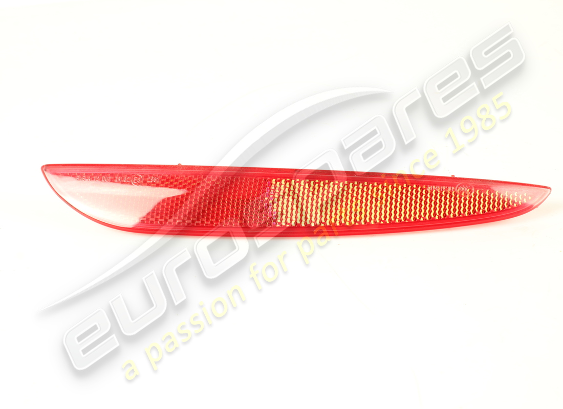 USADO Maserati RETRORREFLECTOR RH. NÚMERO DE PIEZA 670001633 (1)