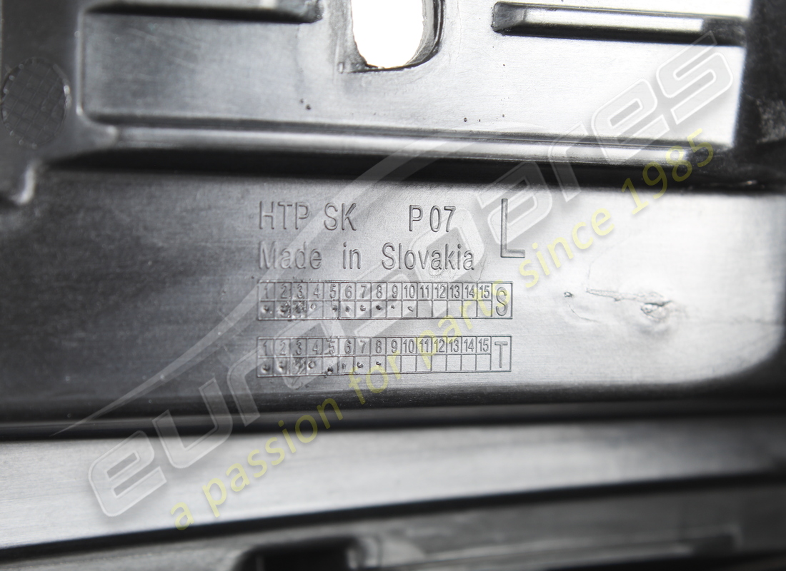 NUEVA PIEZA GUÍA PORSCHE. NÚMERO DE PIEZA 95850539310 (6) nueva pieza guía porsche. número de pieza 95850539310 (6)