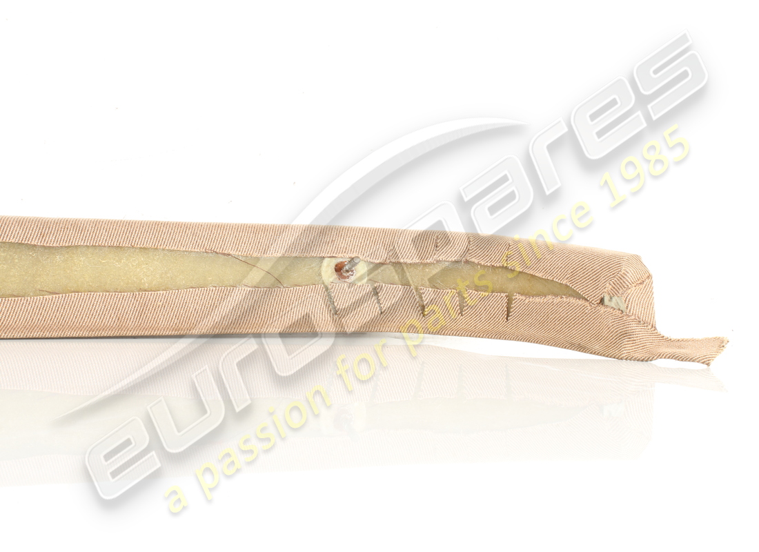 MOLDURA FERRARI USADA. NÚMERO DE PARTE 60997400 (4) moldura ferrari usada. número de parte 60997400 (4)