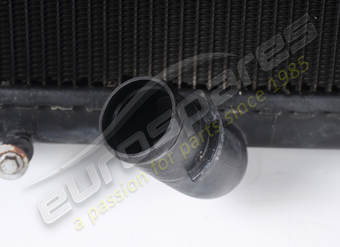 RADIADOR DE AGUA DE MOTOR USADO FERRARI. NÚMERO DE PIEZA 333926 (2) radiador de agua de motor usado ferrari. número de pieza 333926 (2)