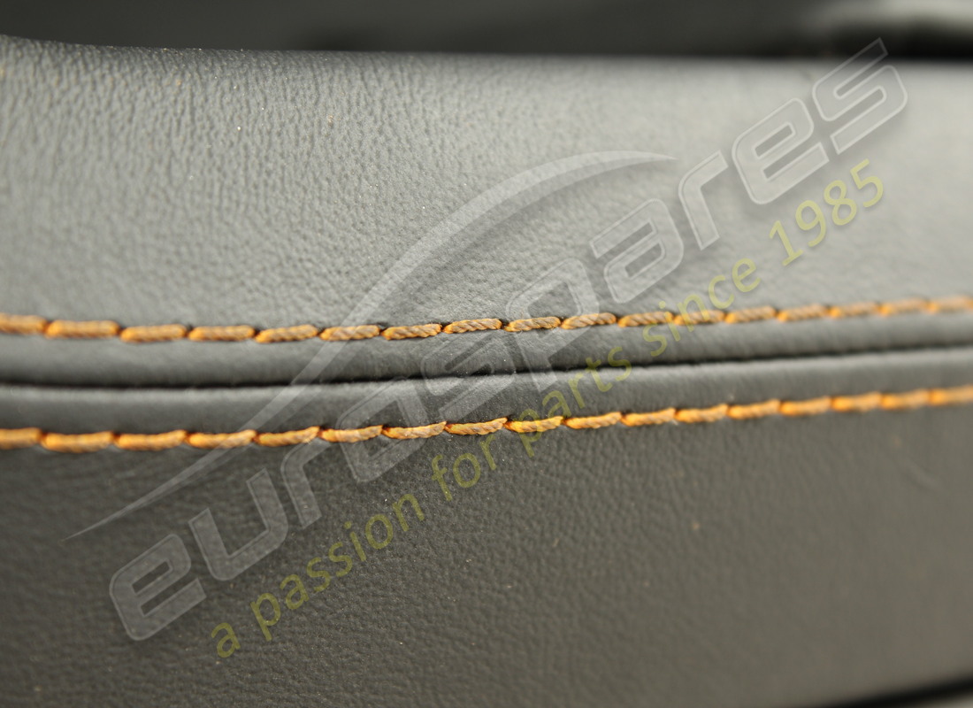 panel de puerta lamborghini usado. número de parte 4ml868008001 (3)