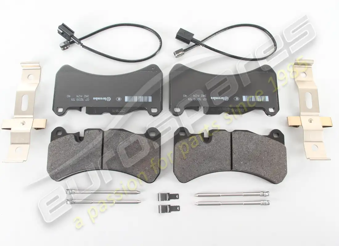 NUEVO KIT DE PASTILLAS DE FRENO DELANTERO Maserati . NÚMERO DE PARTE 673012044 (1)