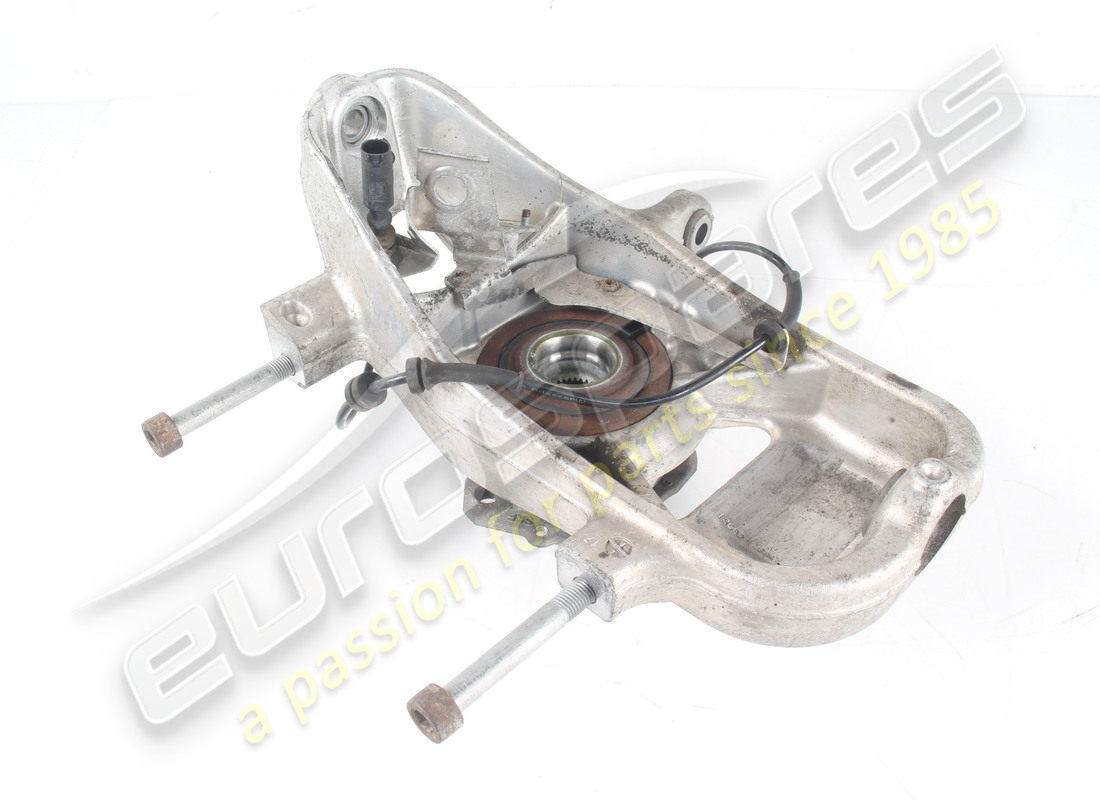 PORTADOR DE BUJE DELANTERO IZQUIERDO COMPLETO Ferrari USADO. NÚMERO DE PARTE 268377 (1) PORTADOR DE BUJE DELANTERO IZQUIERDO COMPLETO Ferrari USADO. NÚMERO DE PARTE 268377 (1)