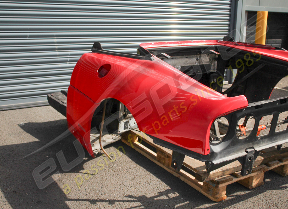 parte trasera completa ferrari usada - válido para spider. número de parte eap1084933 (3)