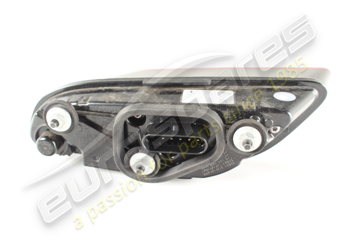 luz trasera fija derecha ferrari usada. número de pieza 885574 (2)