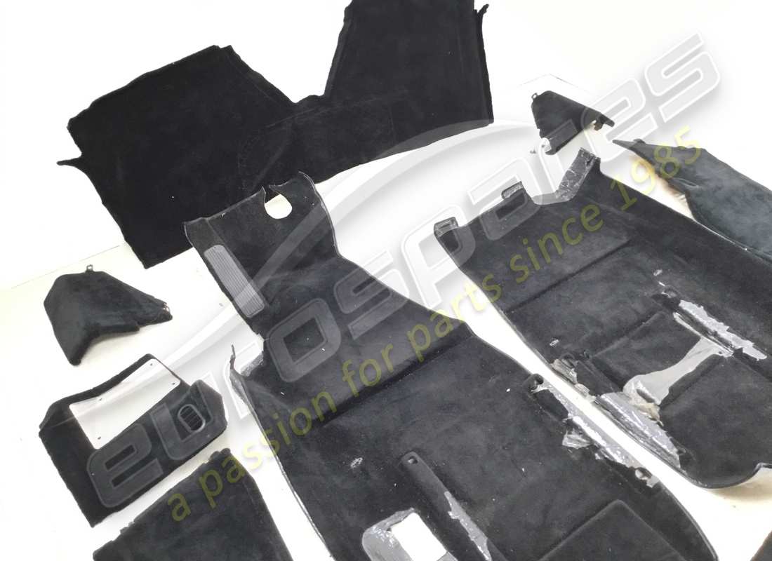 juego de alfombras maranello eurospares ferrari 550 usado (lhd). número de parte eap1374161 (2)