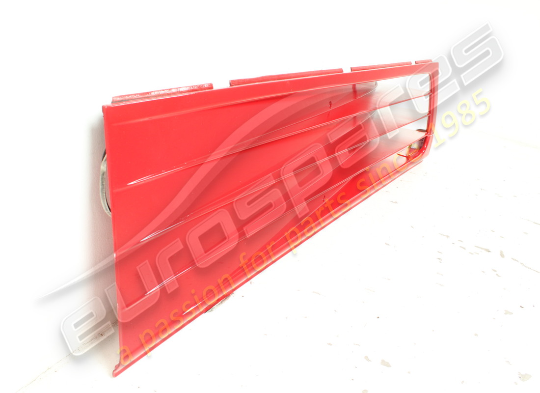 rejilla de puerta derecha ferrari usada. número de parte 62118210 (2)