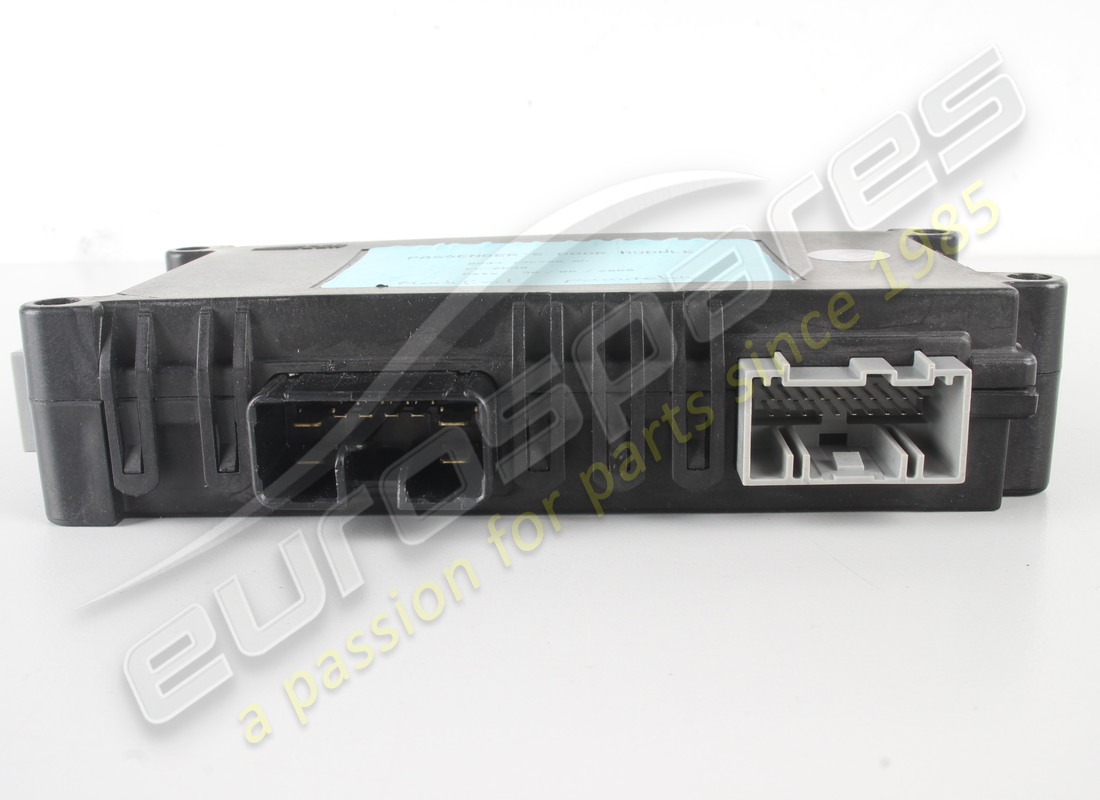 módulo electrónico de puerta pasajera usado aston martin. número de pieza ag4314c237ca (2)