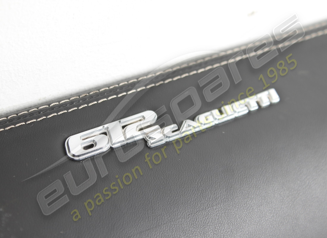 PUERTA DE GUANTERA COMPLETA EUROSPARES USADA. NÚMERO DE PARTE EAP1471361 (3) puerta de guantera completa eurospares usada. número de parte eap1471361 (3)