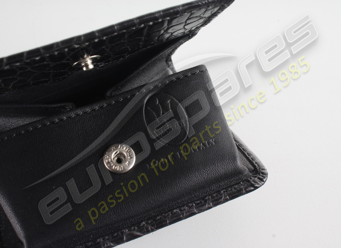 nueva monedero maserati. número de pieza eap1553119 (3)