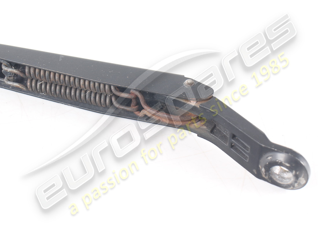 LIMPIAPARABRISAS LADO DEL CONDUCTOR USADO MASERATI A. NÚMERO DE PIEZA 383310201 (2) limpiaparabrisas lado del conductor usado maserati a. número de pieza 383310201 (2)