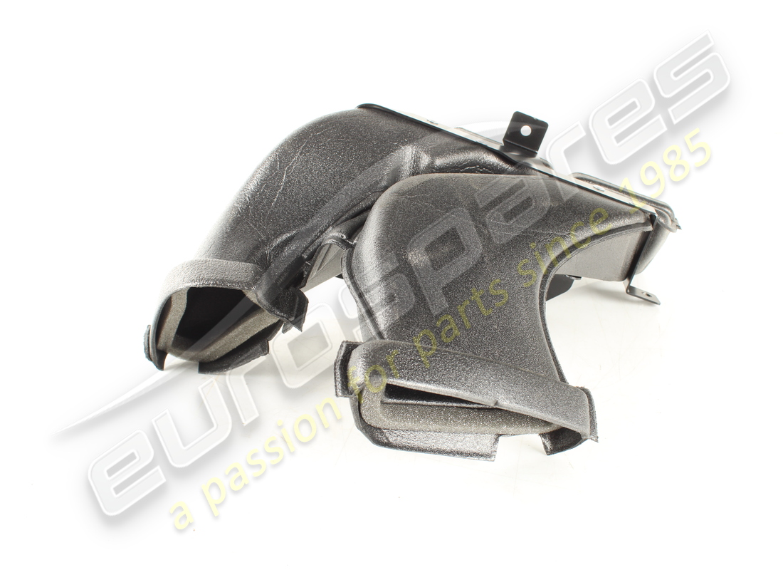 CONDUCTO DE VENTILACIÓN CENTRAL FERRARI USADO. NÚMERO DE PIEZA 83248700 (2) conducto de ventilación central ferrari usado. número de pieza 83248700 (2)