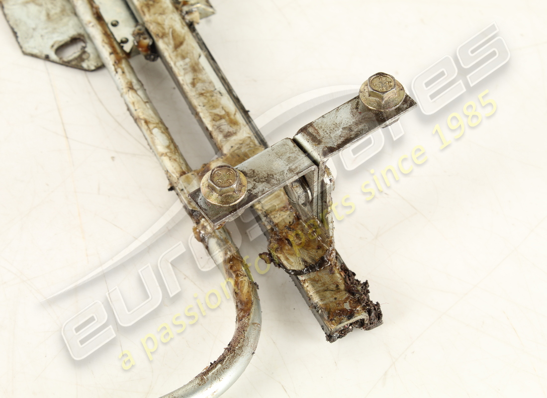 USADO FERRARI MECANISMO ELEVALUNAS DERECHO. NÚMERO DE PIEZA 62302300 (3) usado ferrari mecanismo elevalunas derecho. número de pieza 62302300 (3)