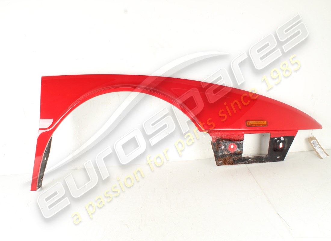 PANEL DE ALA FRONTAL DERECHO Ferrari USADO. NÚMERO DE PARTE 61707700 (1)