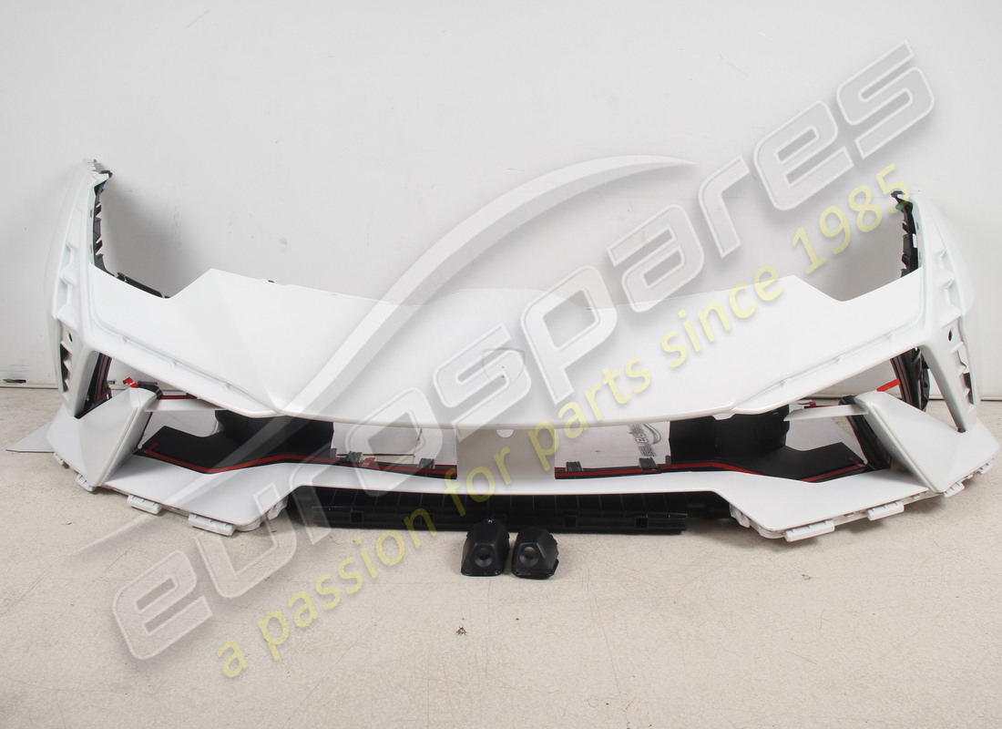 parachoques nuevo lamborghini. número de pieza 4t0807103aegru (1)