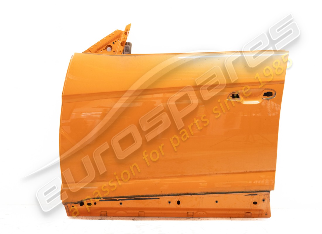 PUERTA DELANTERA IZQUIERDA USADA Lamborghini. NÚMERO DE PIEZA 4ML831051A (1)