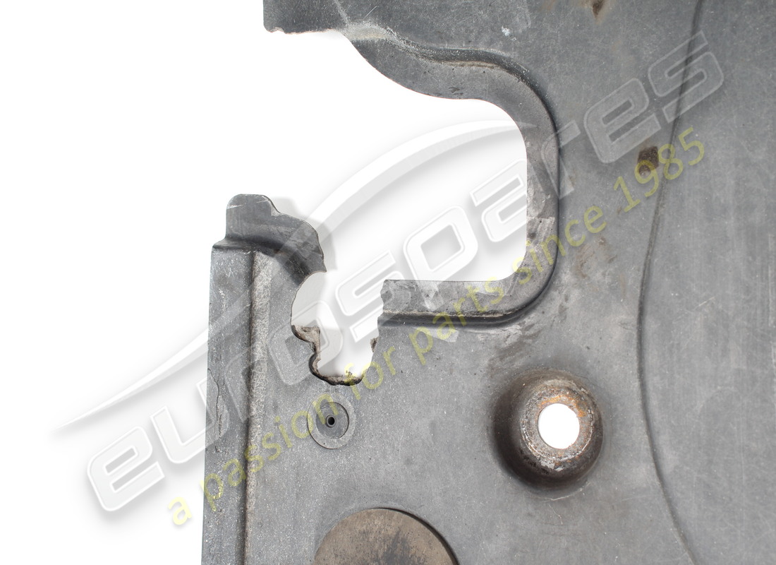 usado ferrari parte inferior aerodinámica delantera. número de pieza 81164200 (4)