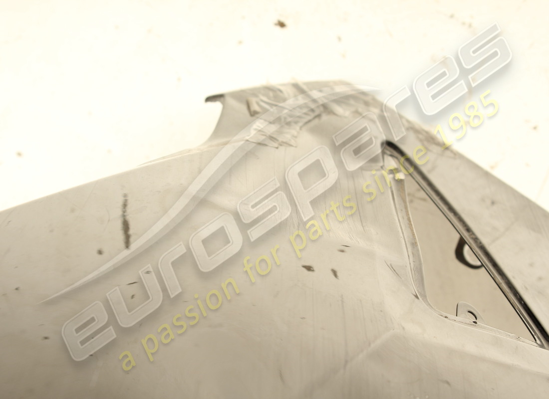 guardabarros delantero izquierdo lamborghini dañado. número de pieza 4ml821105a (3)