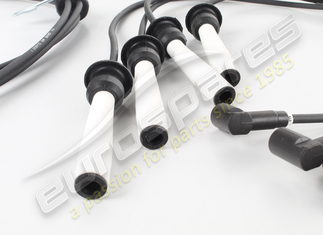 NUEVO EUROSPARES JUEGO COMPLETO DE CABLES HT. NÚMERO DE PARTE LHT008 (2) nuevo eurospares juego completo de cables ht. número de parte lht008 (2)