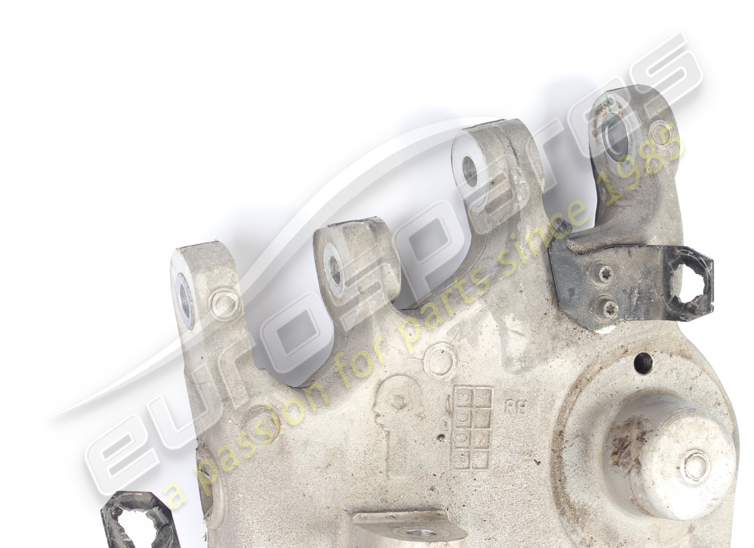 brazo oscilante de suspensión inferior usado maserati. número de pieza 675001729 (2)