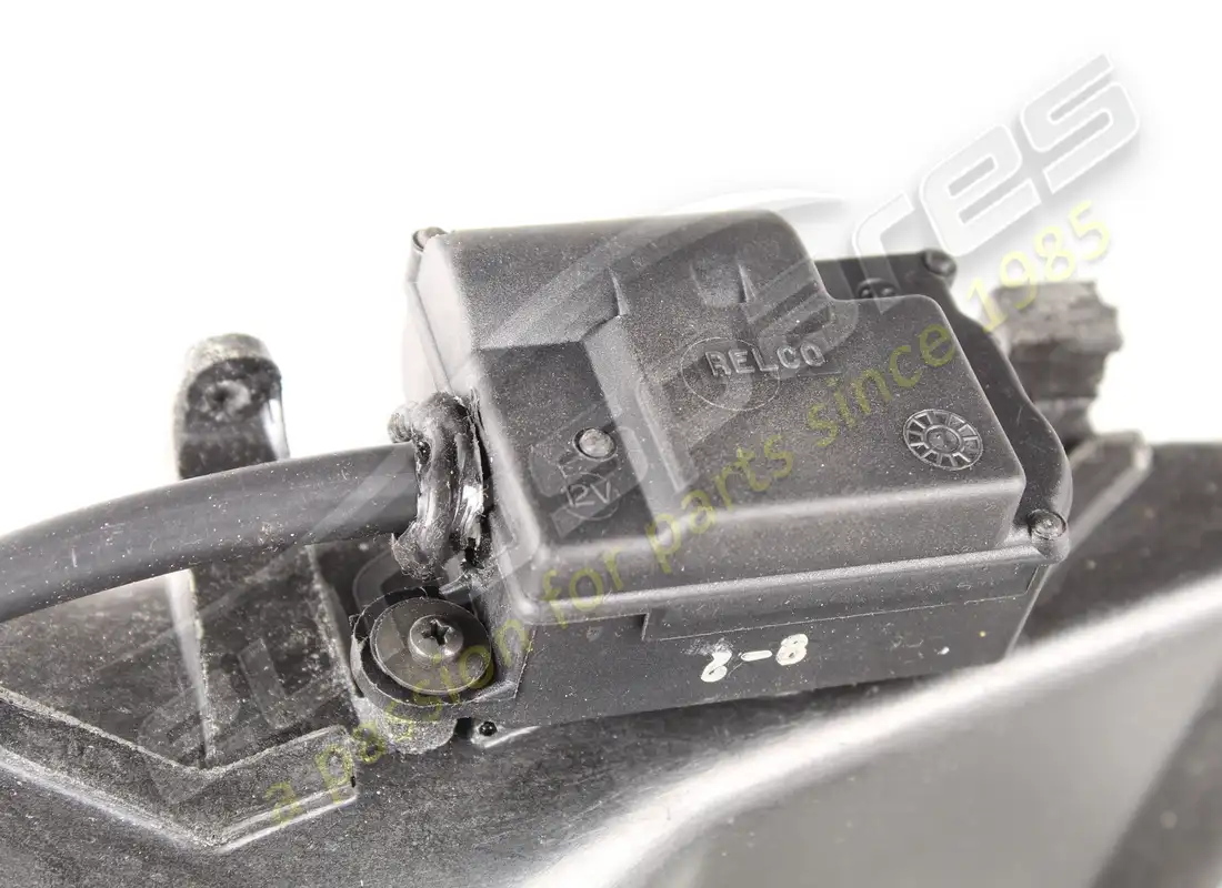 NEW FERRARI RH AIR DUCT WITH ACTUATOR LHD PART NUMBER 124037 (2) new ferrari rh air duct with actuator lhd part number 124037 (2)