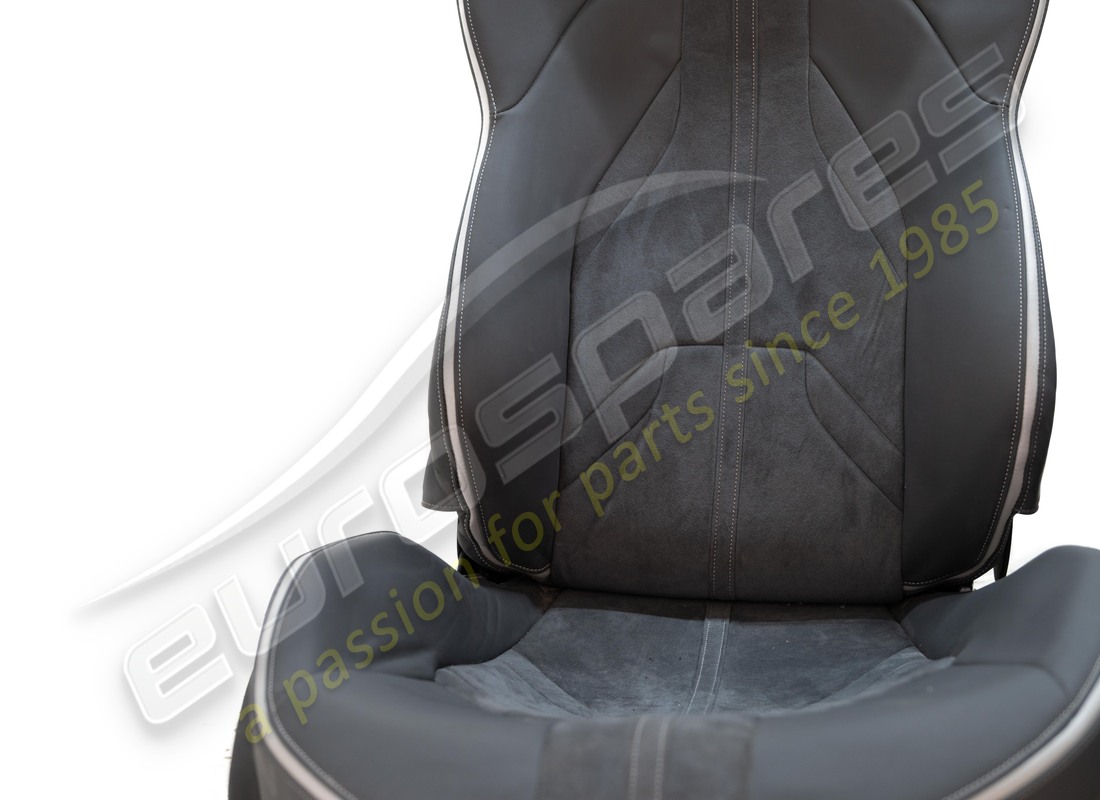 dañado ferrari estilo estándar completamente eléctrico seats con centro de alcántara y almohadillas de cuero, caballo cosido en el reposacabezas. número de pieza eap1563082 (4)