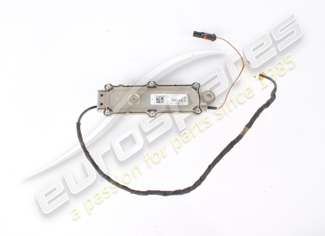 AMPLIFICADOR DE ANTENA Lamborghini USADO. NÚMERO DE PARTE 4S0035225 (1)