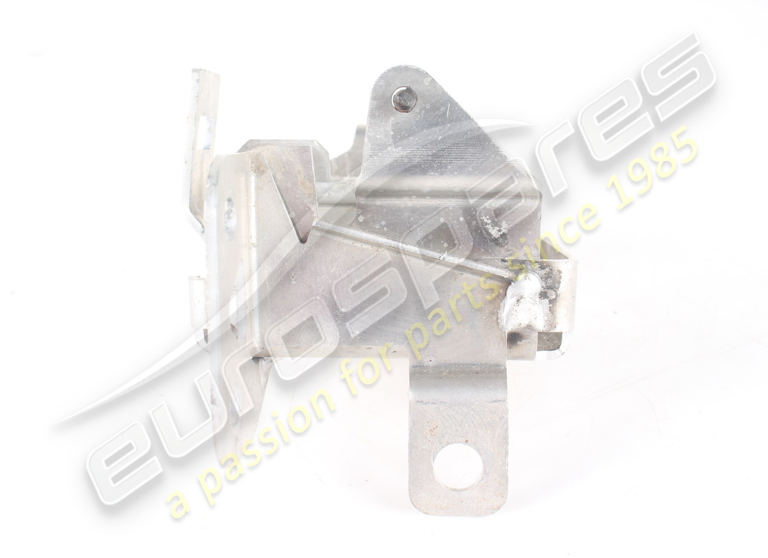 SOPORTE DE MONTAJE DE VÁLVULA TGK USADO FERRARI. NÚMERO DE PIEZA 84066200 (2) soporte de montaje de válvula tgk usado ferrari. número de pieza 84066200 (2)