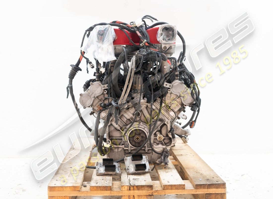 motor ferrari f360 usado. número de parte 182011 (1)