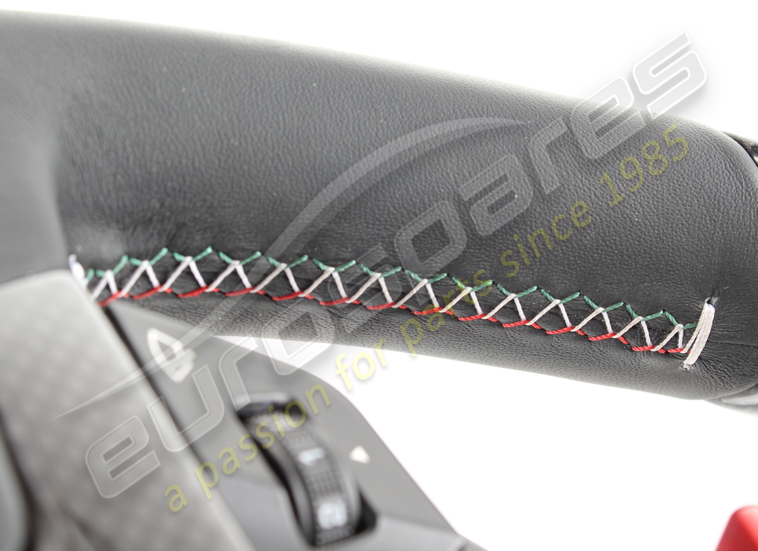 VOLANTE COMPLETO FERRARI USADO. NÚMERO DE PARTE 337540 (13) volante completo ferrari usado. número de parte 337540 (13)