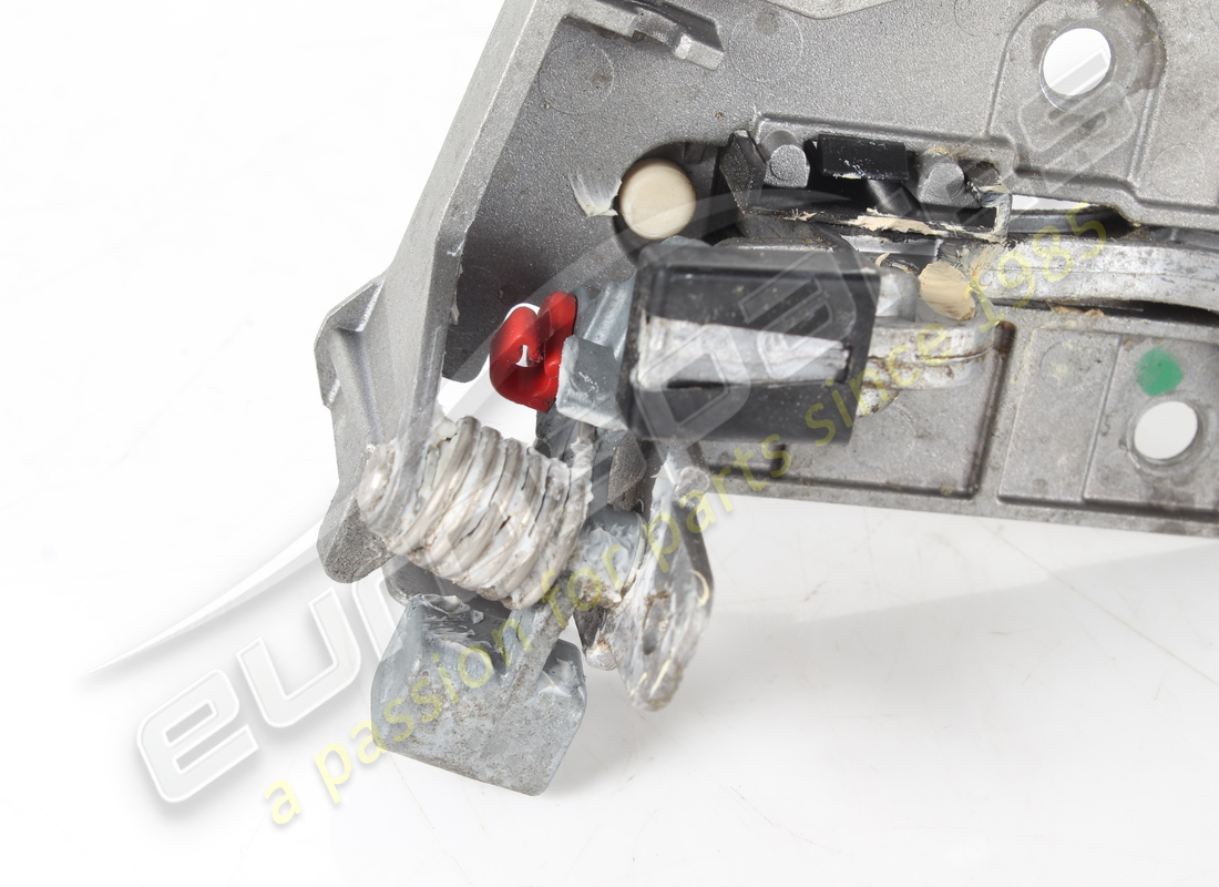 usado ferrari cuerpo interior de manija derecha. número de pieza 80821600 (2)