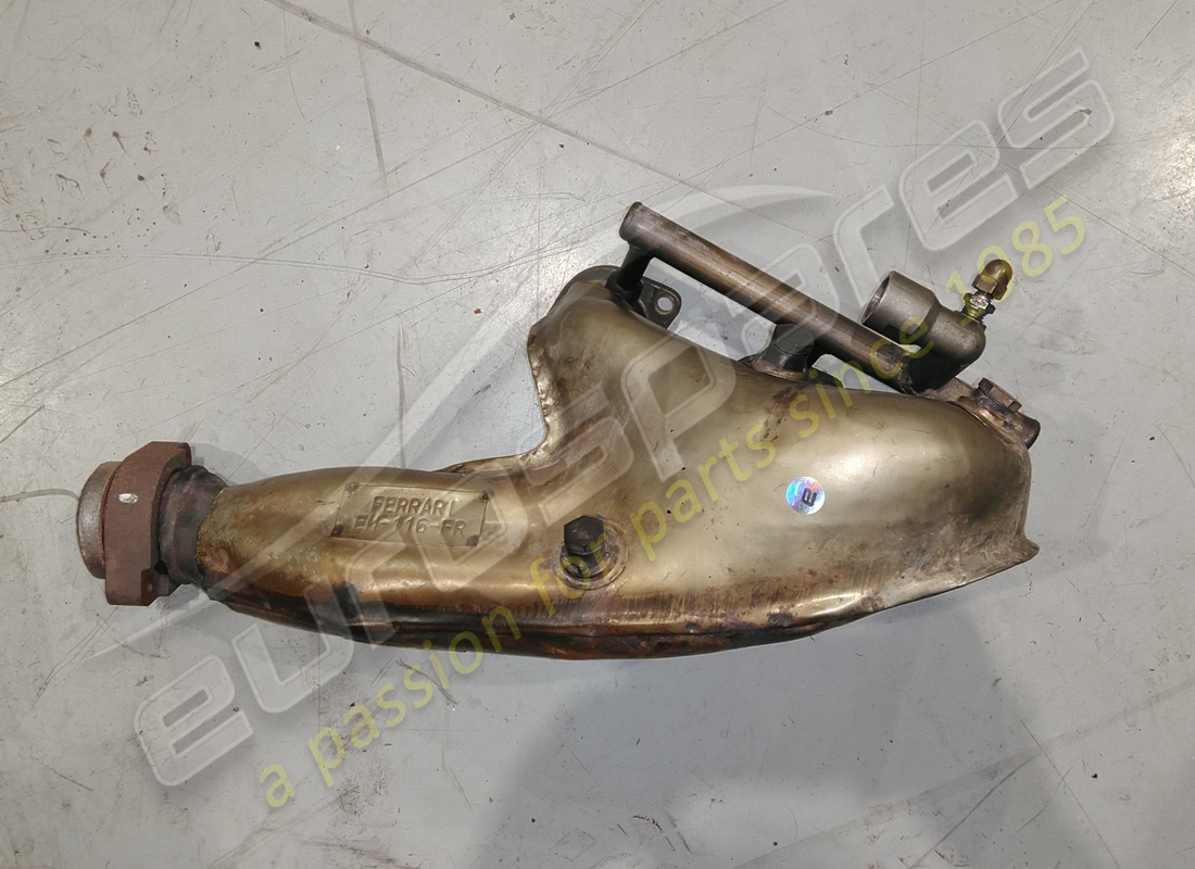COLECTOR DE ESCAPE DELANTERO DERECHO Ferrari USADO RHD. NÚMERO DE PARTE 157758 (1)