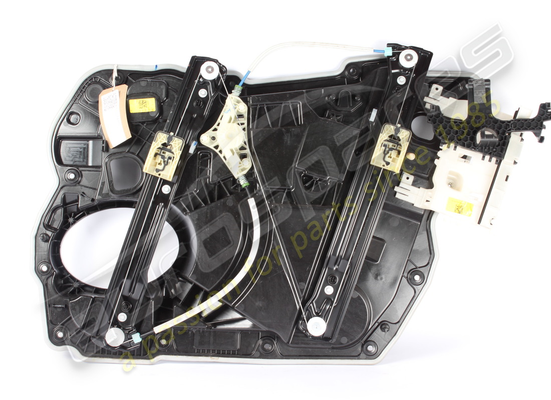 PUERTA DELANTERA IZQUIERDA COMPLETA MOD. NÚMERO DE PIEZA 673014105 (1)