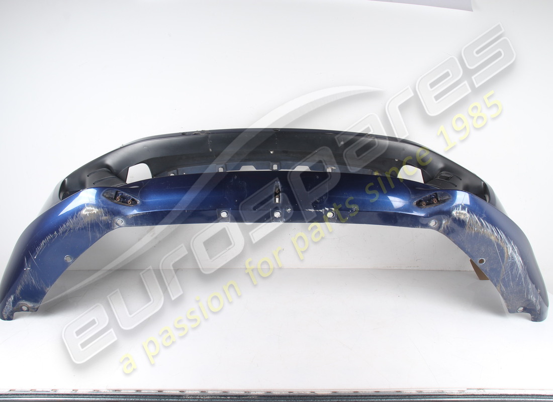 PARACHOQUES DELANTERO FERRARI USADO. NÚMERO DE PARTE 89047110 (4) parachoques delantero ferrari usado. número de parte 89047110 (4)