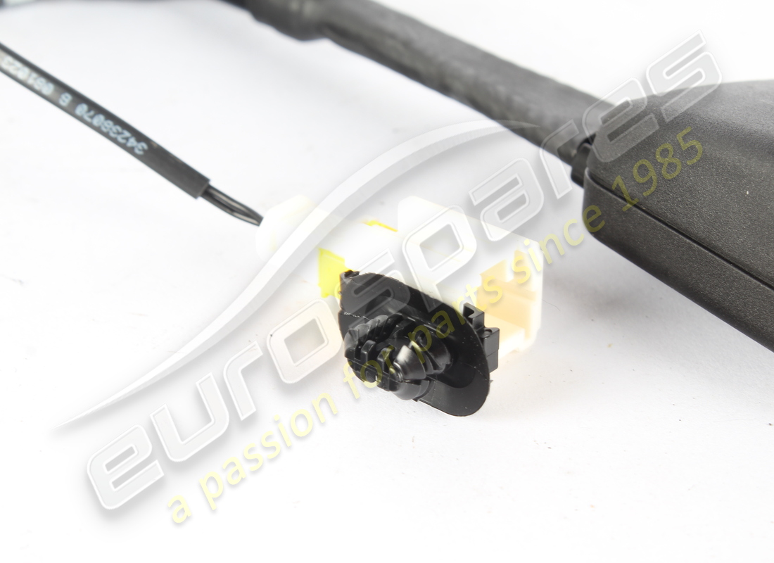 hebilla del cinturón de seguridad trasero derecho usado maserati sección número de pieza 670198281 (4)