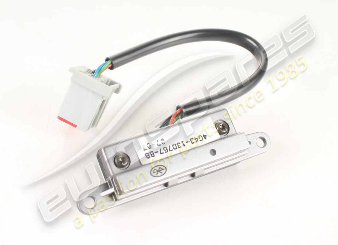 MÓDULO Aston Martin USADO, LUZ BLUETOOTH. NÚMERO DE PIEZA 4G4313D767BB (1)