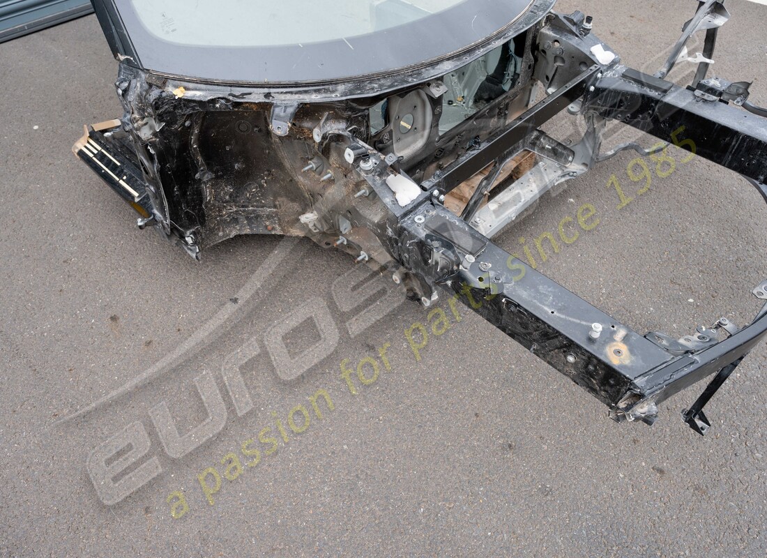chasis delantero y techo usados ferrari. número de pieza eap1492385 (4)