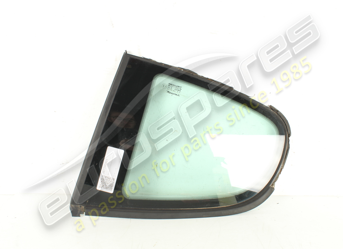 used maserati rear lh fiss.ed window. part number 387700401 (4)