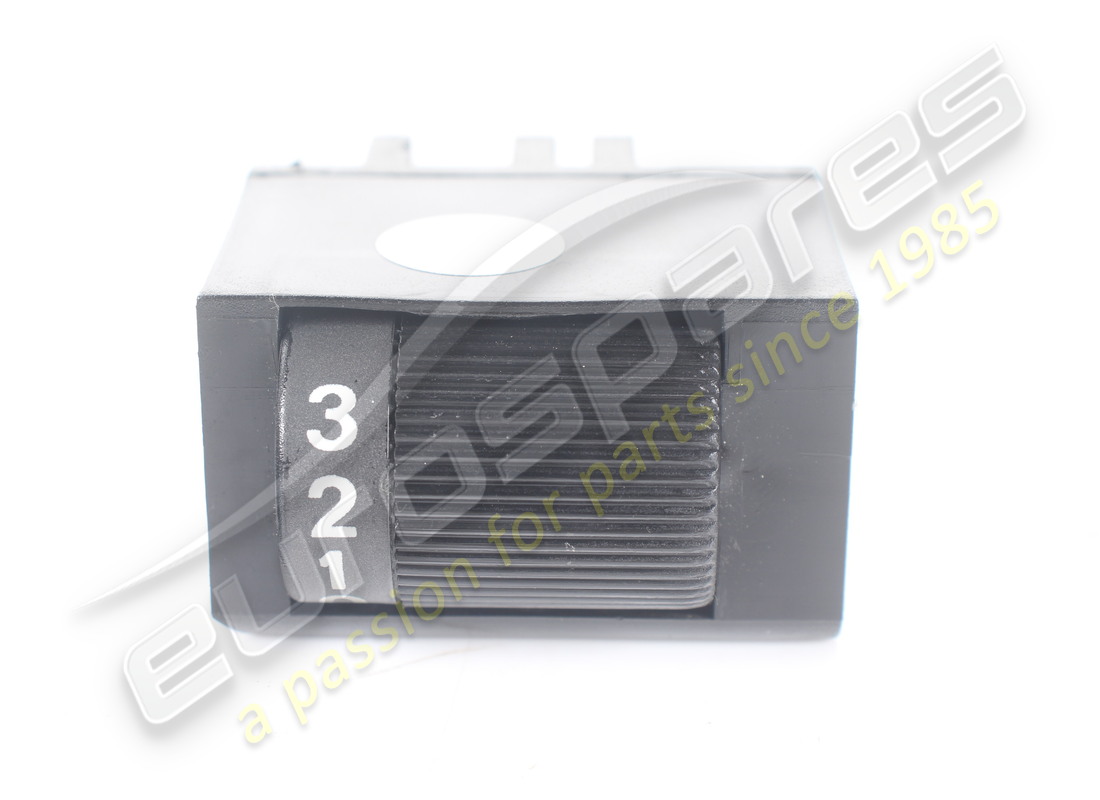 interruptor maserati usado. número de parte 373100110 (2)