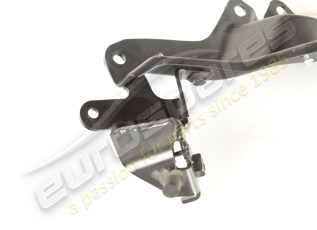 usado ferrari soporte de montaje derecho completo. número de pieza 763595 (3)