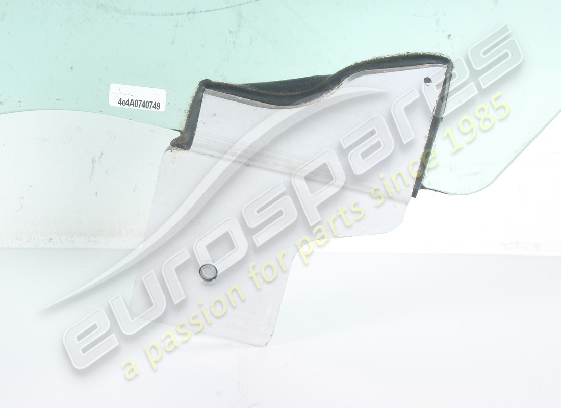 VENTANA PUERTA IZQUIERDA FERRARI USADA. NÚMERO DE PARTE 83614500 (3) ventana puerta izquierda ferrari usada. número de parte 83614500 (3)