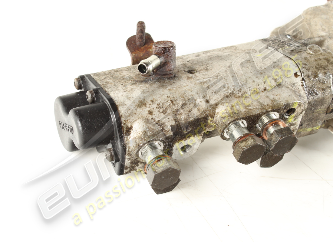 actuador maserati usado con tapa. número de parte 183064 (2)