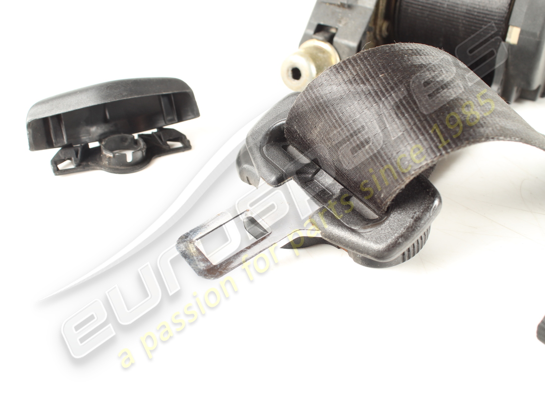 USADO MASERATI ENROLLADOR DE CINTURÓN DE SEGURIDAD DERECHO COMPLETO BRAN. NÚMERO DE PIEZA 388150338 (3) usado maserati enrollador de cinturón de seguridad derecho completo bran. número de pieza 388150338 (3)