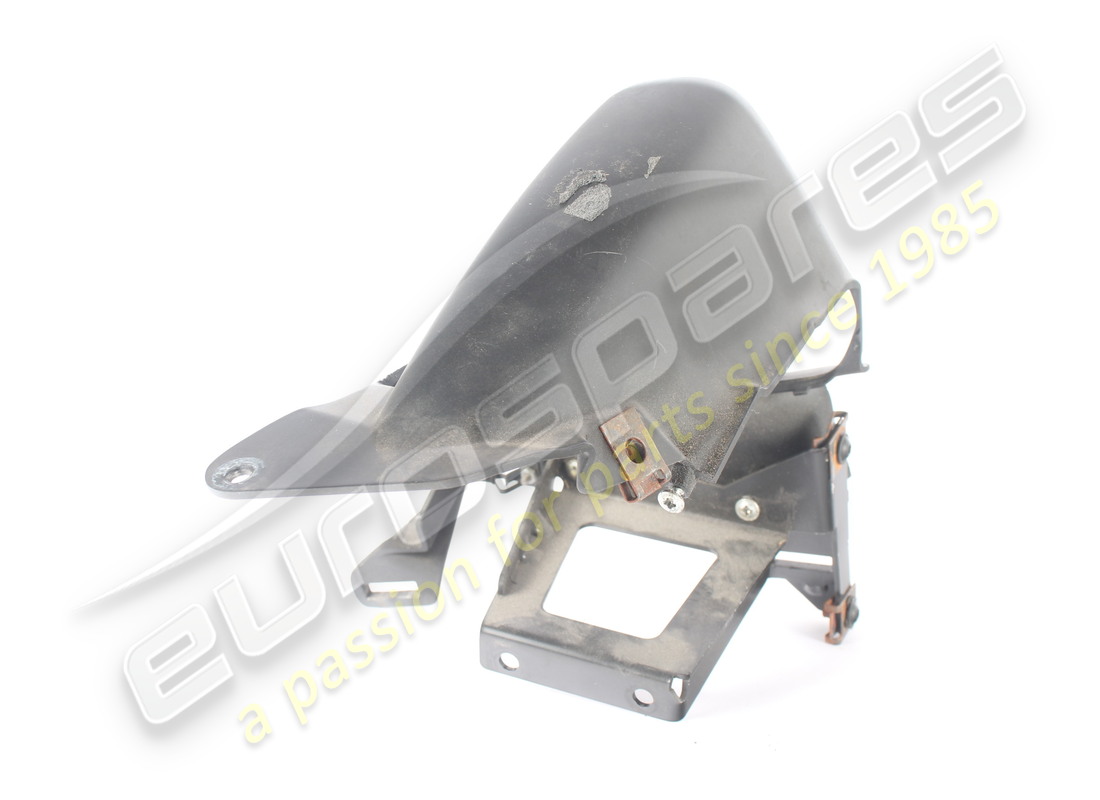 cápsula satélite lateral izquierda dañada ferrari. número de pieza 83265600 (3)