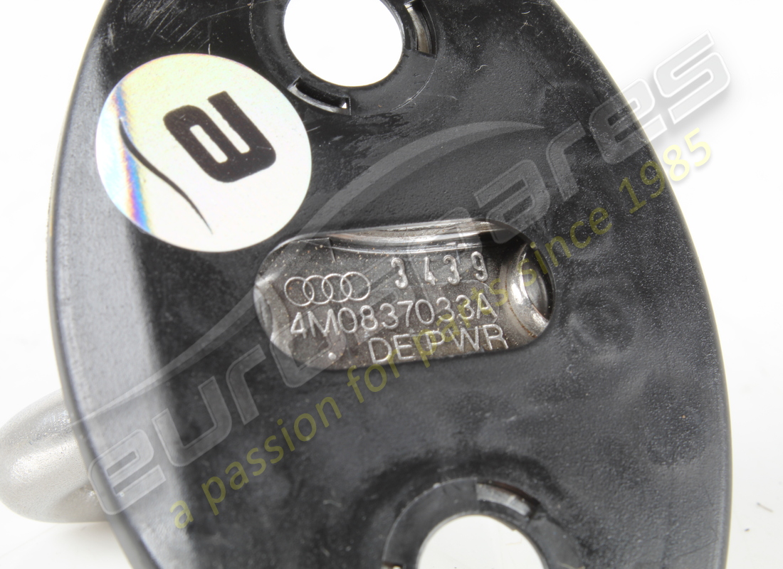 cerradero usado lamborghini. número de pieza 4m0837033a (2)
