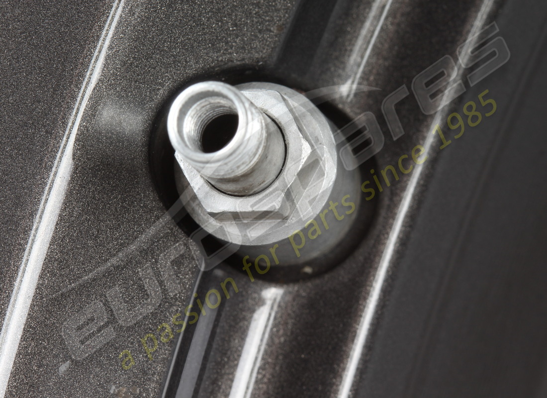 RUEDA DELANTERA FERRARI USADA. NÚMERO DE PARTE 855340 (4) rueda delantera ferrari usada. número de parte 855340 (4)