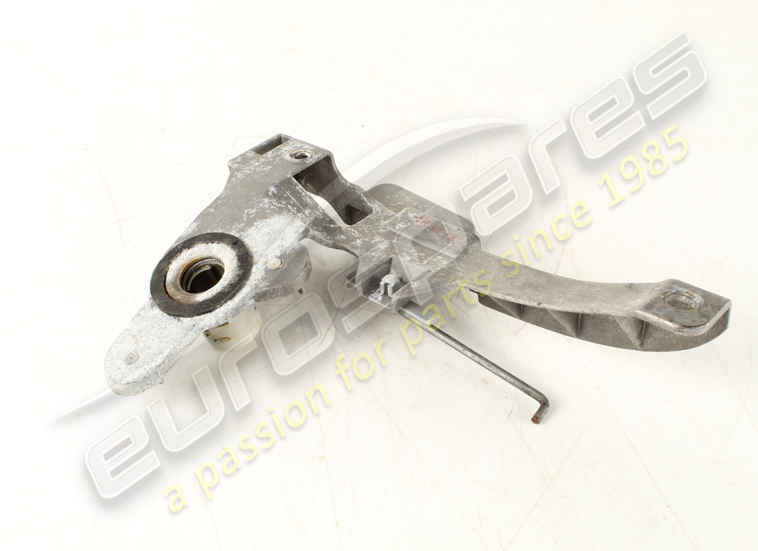 caja de manija de puerta delantera derecha usada maserati. número de pieza 68001800 (5)