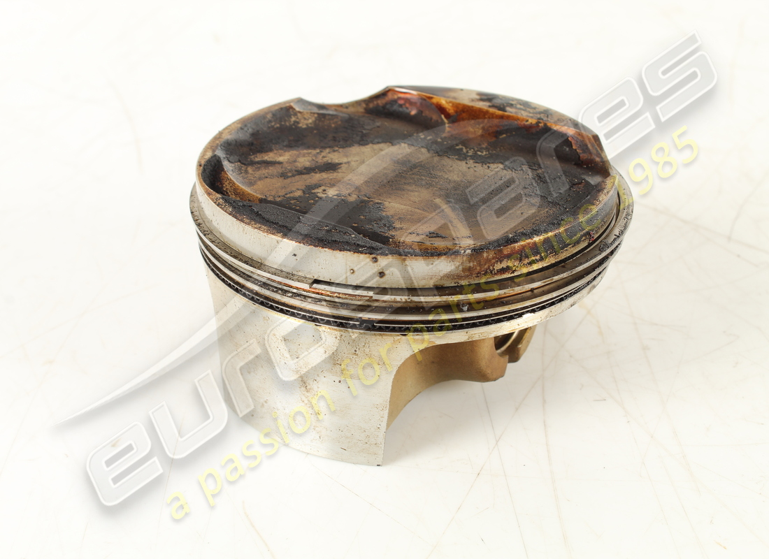 pistón maserati usado con segmentos de banco. número de parte 198412 (2)