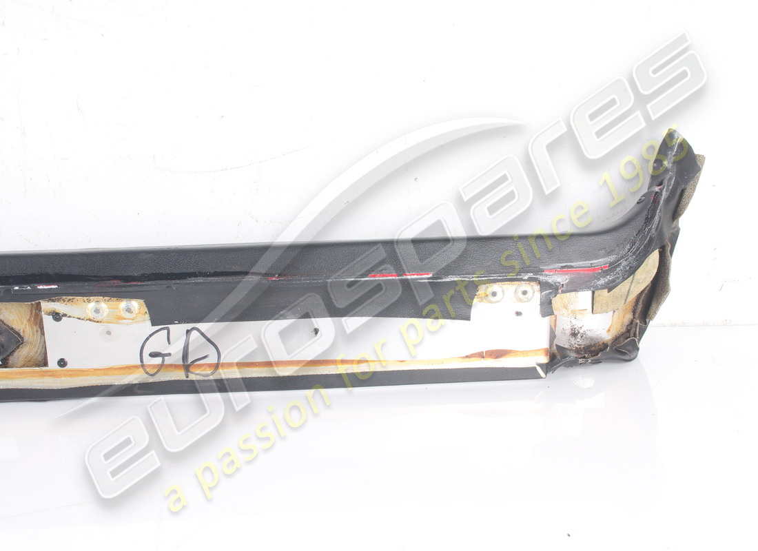 MOLDURA RHD GTS FERRARI USADA. NÚMERO DE PARTE 61951600 (7) moldura rhd gts ferrari usada. número de parte 61951600 (7)